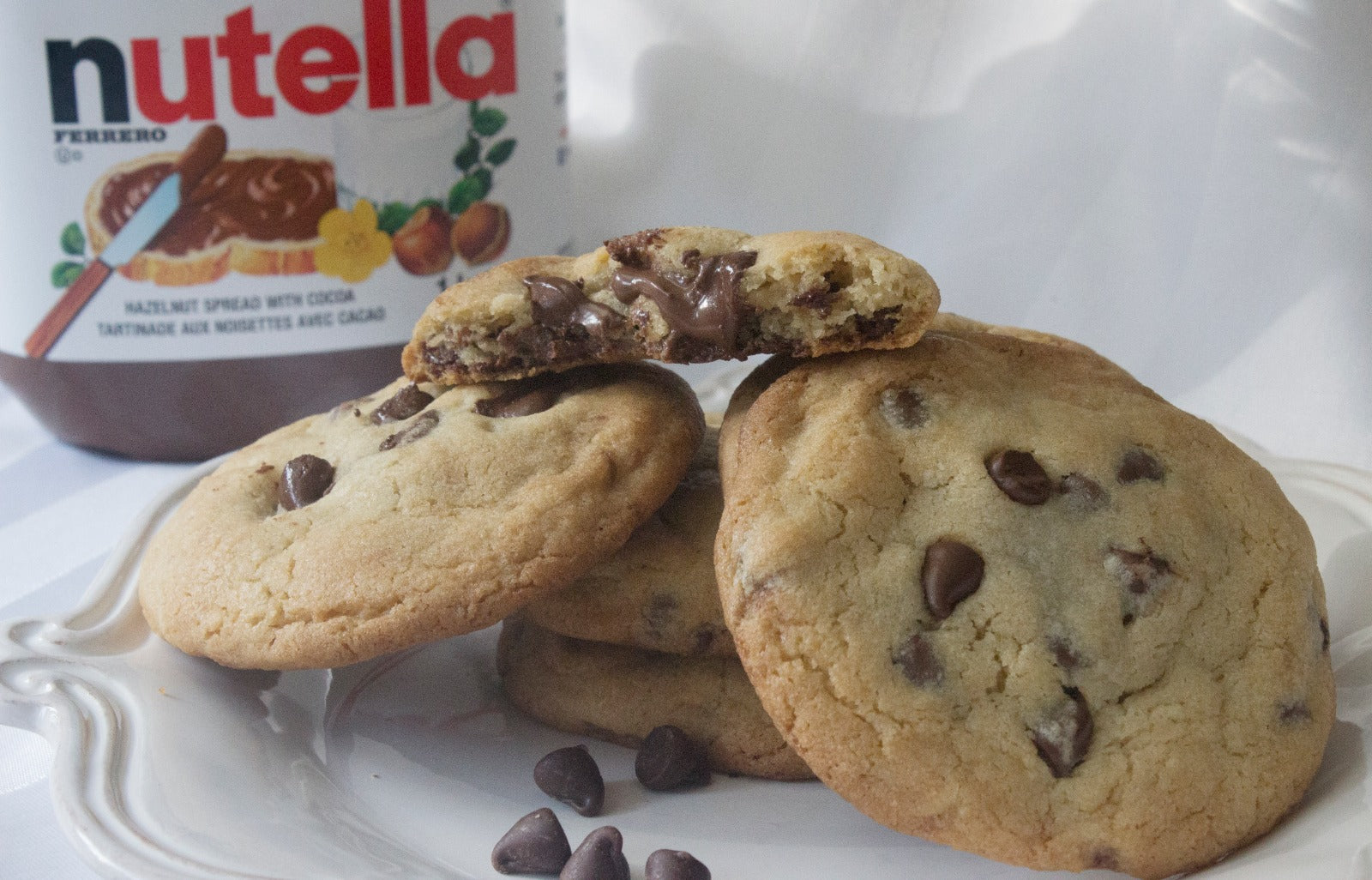 Nutella Stuffed Cookies