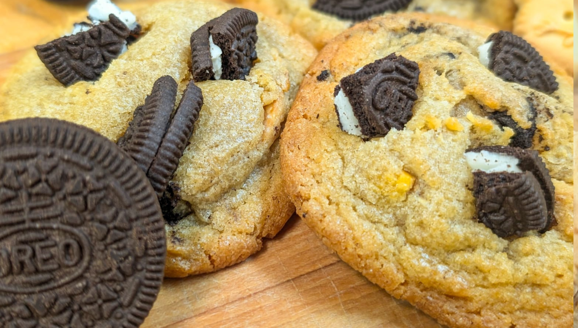 Maple Cream & Oreo Cookies