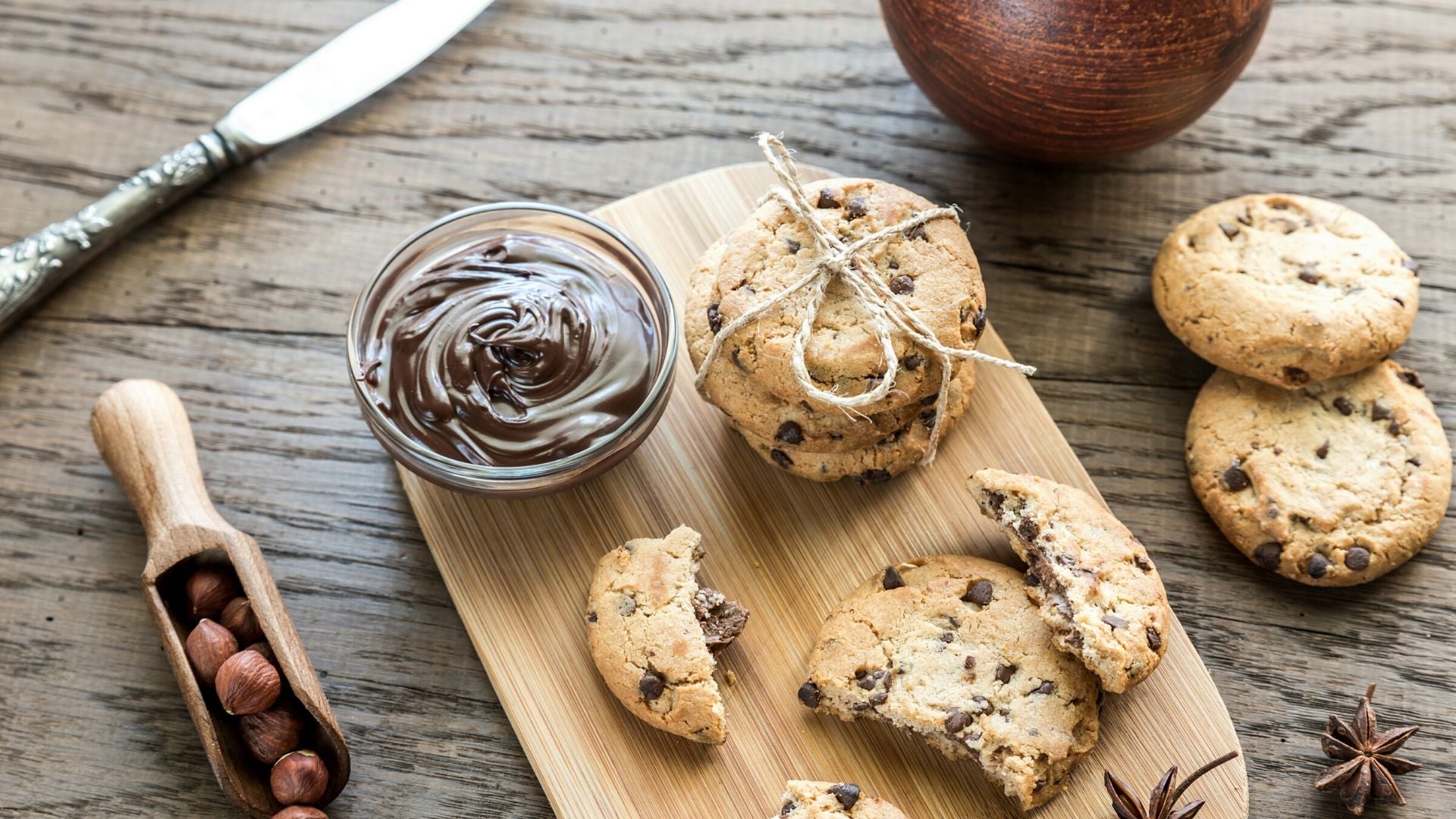 Nutella Stuffed Cookies